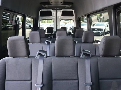 Used 2025 Mercedes-Benz Sprinter 2500 image 31