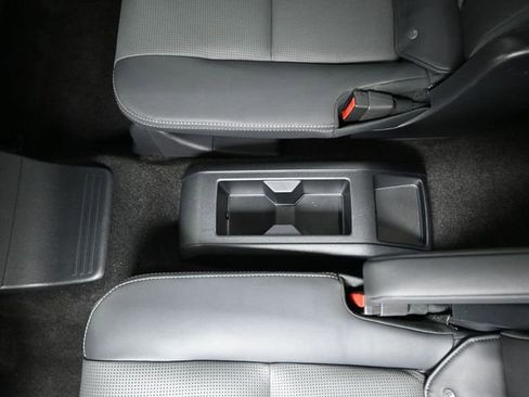 Used 2024 Lexus GX 550 w/ Accessory Package (31) image 14