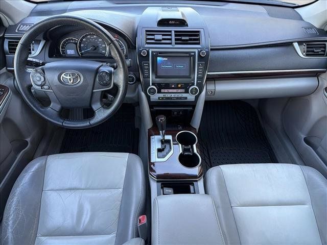 Used 2012 Toyota Camry XLE w/ Leather Pkg FWD image 24