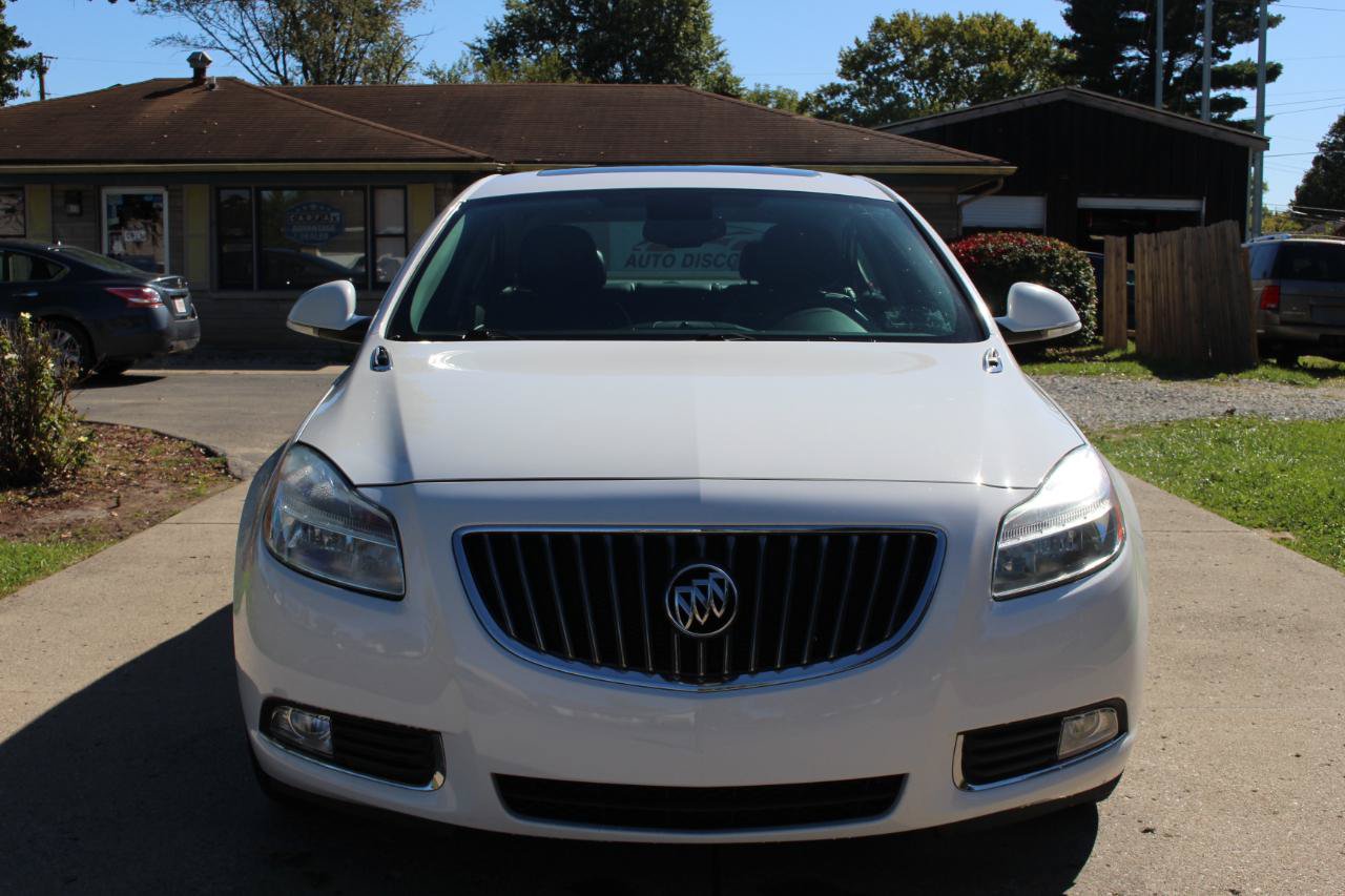 Used 2013 Buick Regal Premium FWD image 3