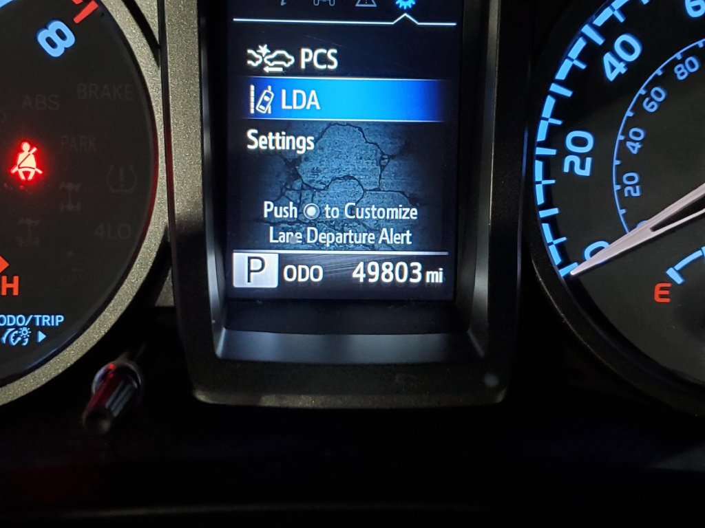 Used 2022 Toyota Tacoma TRD Off-Road AWD/4WD image 31