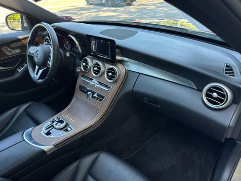 Used 2019 Mercedes-Benz C 300 4MATIC Sedan image 19