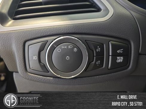 Used 2024 Ford Edge SEL w/ Convenience Package AWD/4WD image 31
