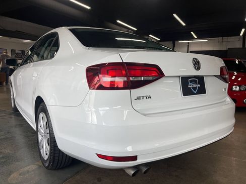 Used 2017 Volkswagen Jetta S FWD image 7