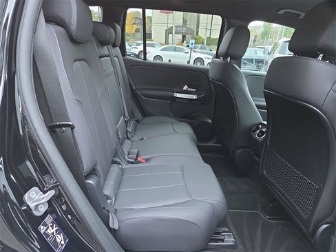 Certified 2025 Mercedes-Benz GLB 250 4MATIC image 15