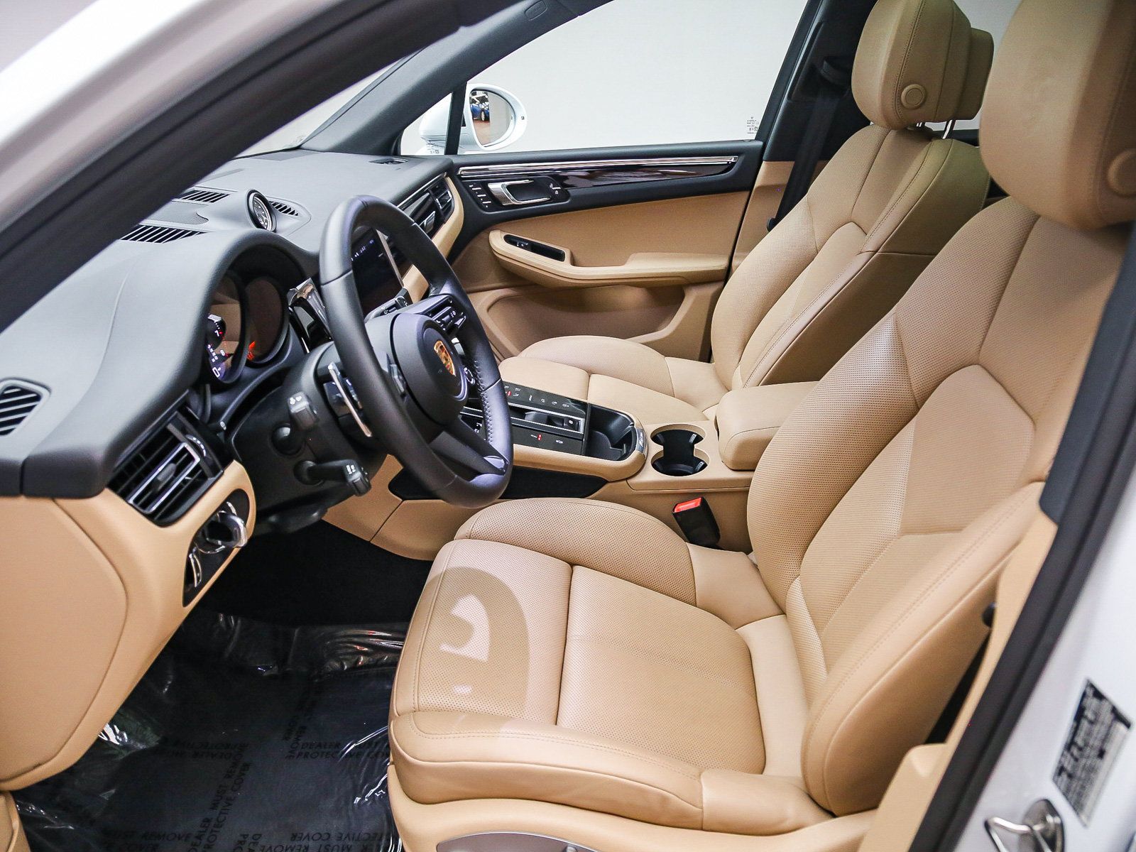 Certified 2026 Porsche Macan S AWD/4WD image 22