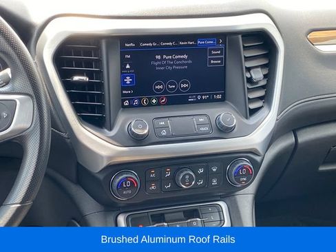 Certified 2023 GMC Acadia SLE w/ Driver Convenience Package FWD image 11
