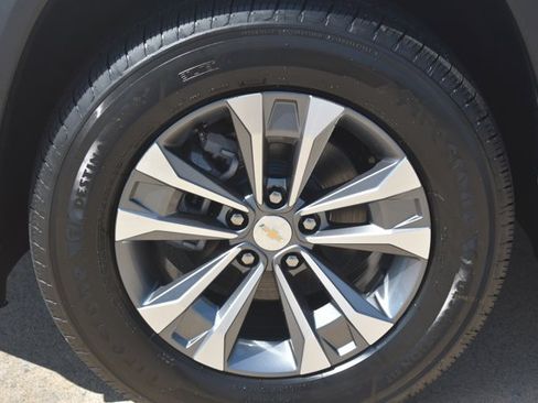 New 2026 Chevrolet Equinox LT w/ LPO, Floor Liner Package FWD image 10