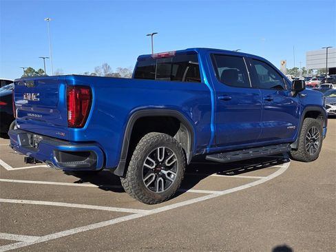 Used 2023 GMC Sierra 1500 AT4 w/ AT4 Premium Package image 3