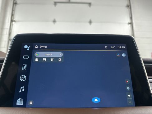 Used 2023 Chevrolet Suburban High Country image 29