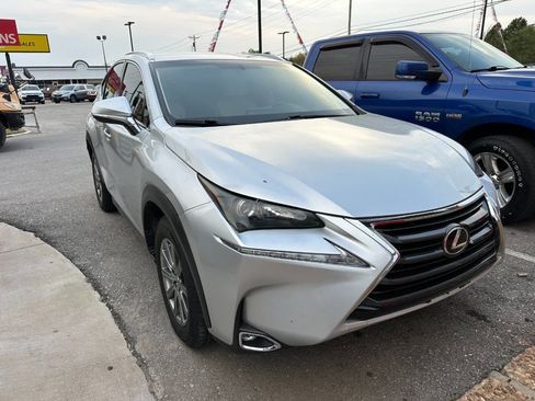 Used 2017 Lexus NX 200t FWD image 1