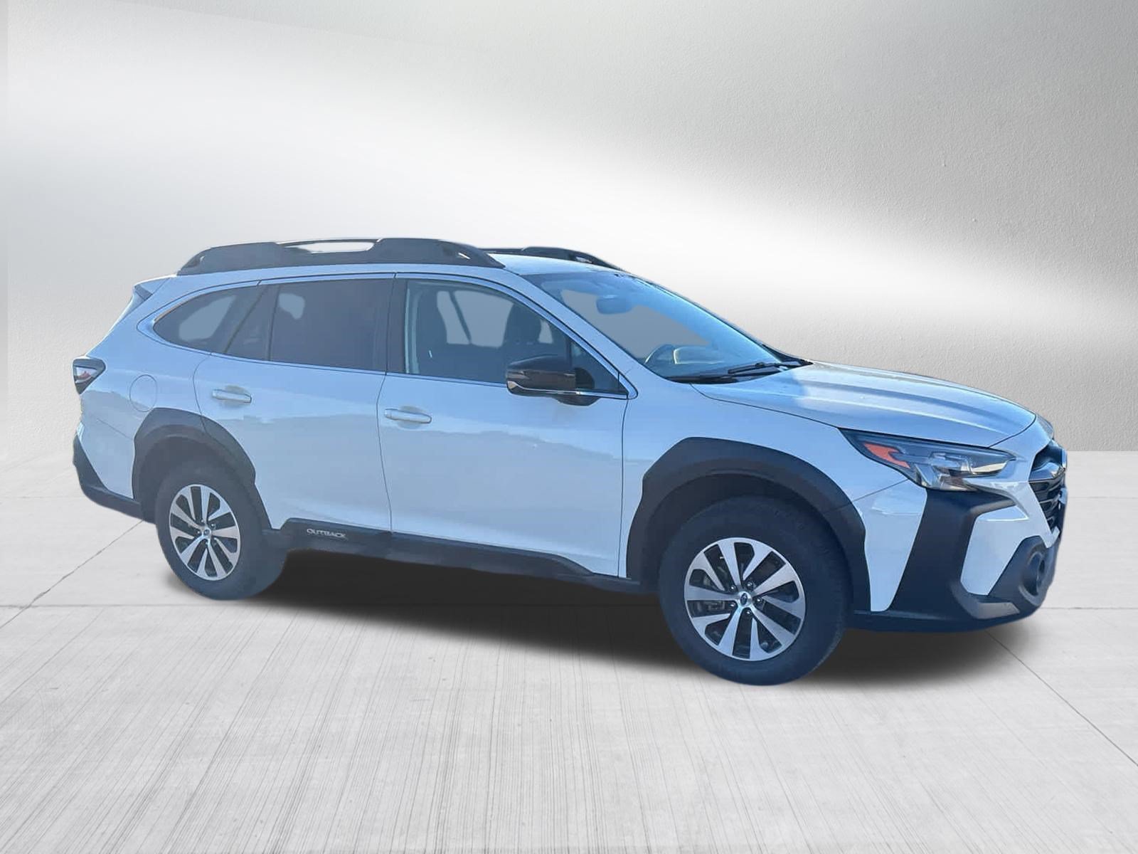 Used 2024 Subaru Outback Premium AWD/4WD image 8