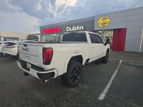 Used 2023 GMC Sierra 2500 AT4 w/ AT4 Premium Plus Package AWD/4WD image 5
