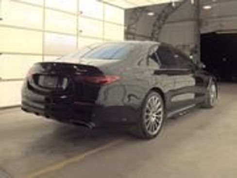 Used 2023 Mercedes-Benz S 580 4MATIC Sedan image 2