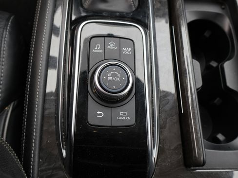 Used 2024 INFINITI QX80 Luxe image 40