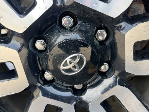 Used 2016 Toyota 4Runner Limited AWD/4WD image 35