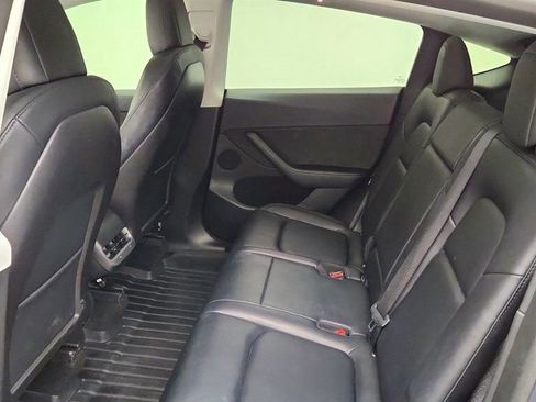 Used 2023 Tesla Model Y Long Range AWD/4WD image 26