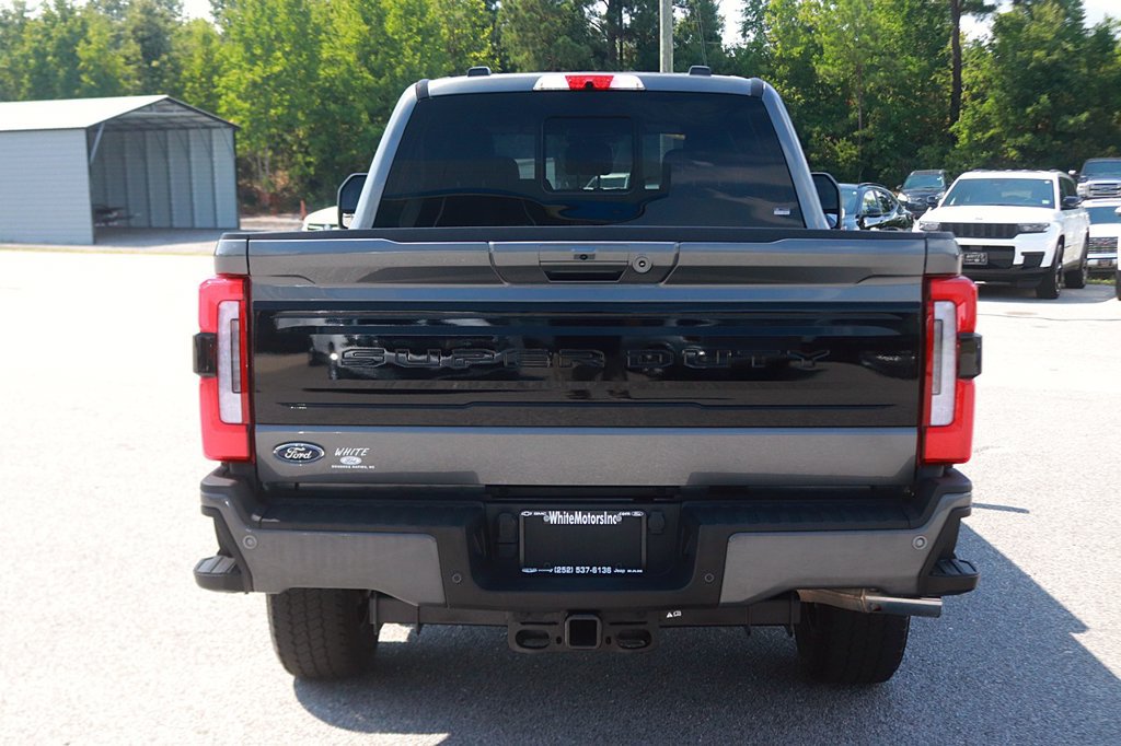 Used 2025 Ford F350 Platinum AWD/4WD image 6