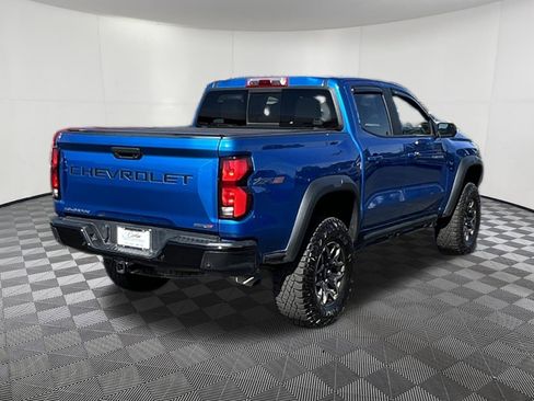 Used 2024 Chevrolet Colorado ZR2 w/ Technology Package AWD/4WD image 6