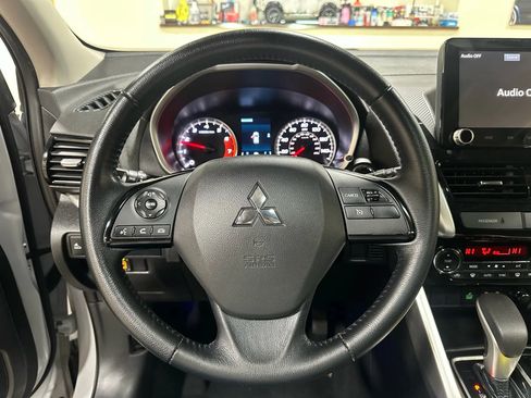 Used 2022 Mitsubishi Eclipse Cross SE image 33