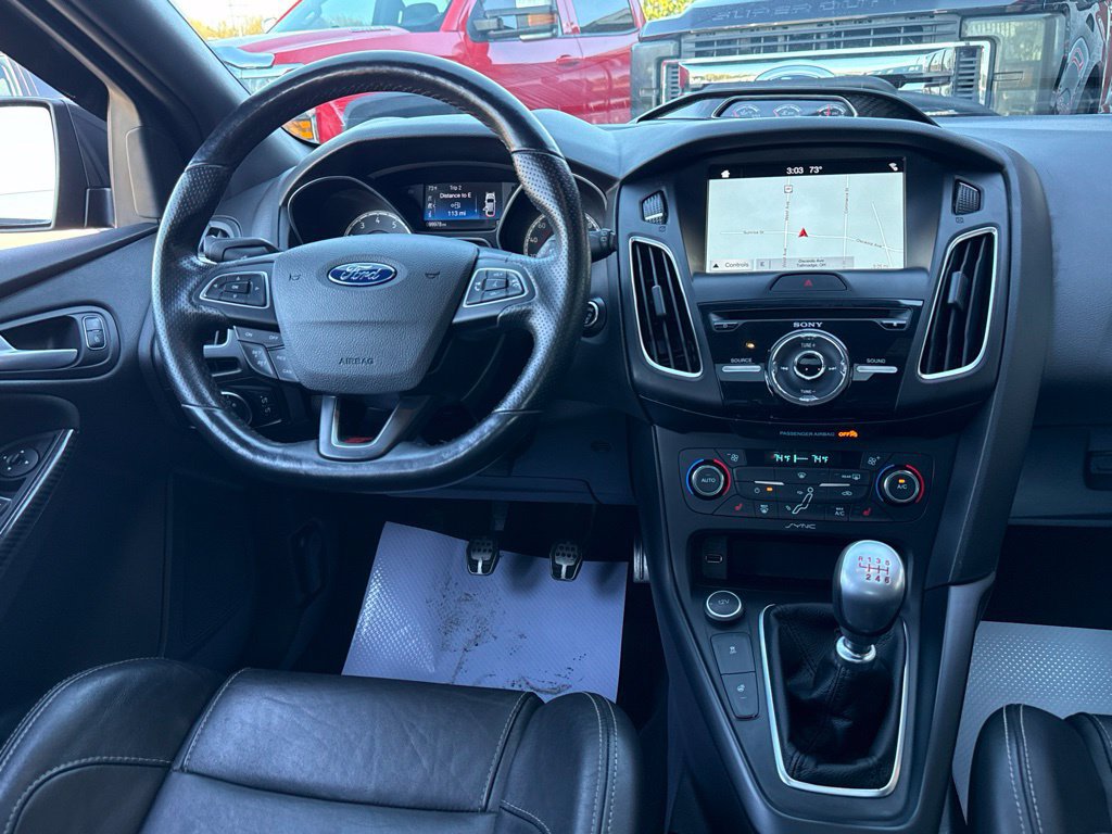 Used 2017 Ford Focus ST w/ Equipment Group 402A FWD image 13