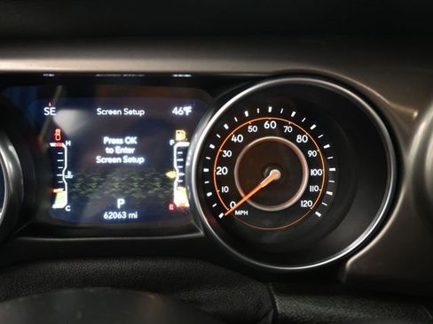 Used 2020 Jeep Gladiator Sport w/ Quick Order Package 24S image 17