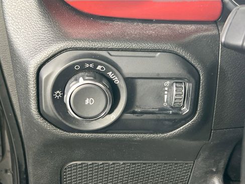 Used 2023 Jeep Wrangler Unlimited Rubicon w/ Xtreme 35 Tire Package image 10