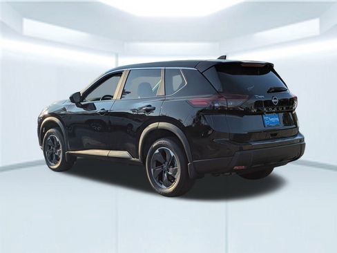 New 2026 Nissan Rogue SV FWD image 5