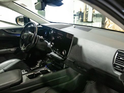 Used 2025 Lexus NX 350 AWD w/ Accessory Package (2T) image 13