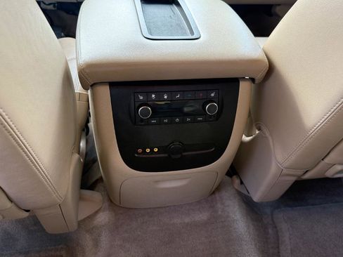 Used 2014 Chevrolet Tahoe LTZ image 16