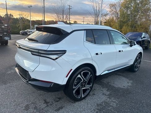 New 2026 Chevrolet Equinox EV LT w/ Convenience Package II image 6