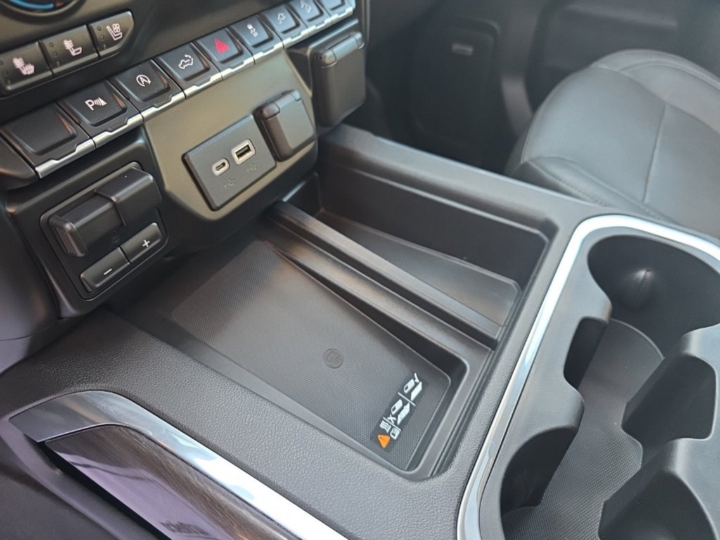 Used 2019 Chevrolet Silverado 1500 LTZ AWD/4WD image 43