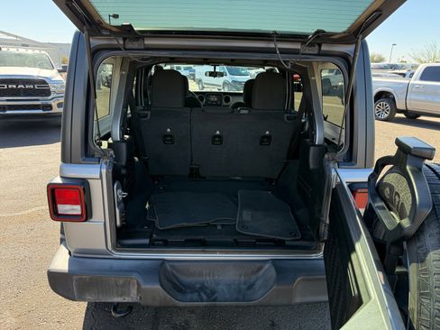 Used 2020 Jeep Wrangler Unlimited Sport S image 27