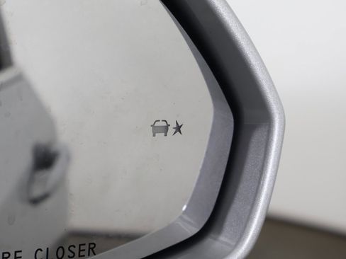 Used 2020 Cadillac XT4 Premium Luxury w/ Cold Weather Package image 41