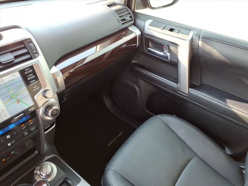 Used 2022 Toyota 4Runner Limited AWD/4WD image 16