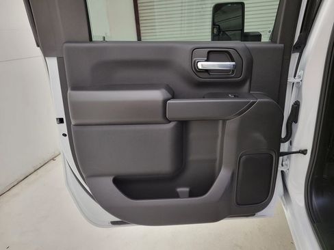 New 2026 Chevrolet Silverado 2500 Custom w/ Custom Value Package image 40