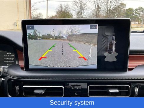 Used 2022 Lincoln Nautilus Reserve image 13