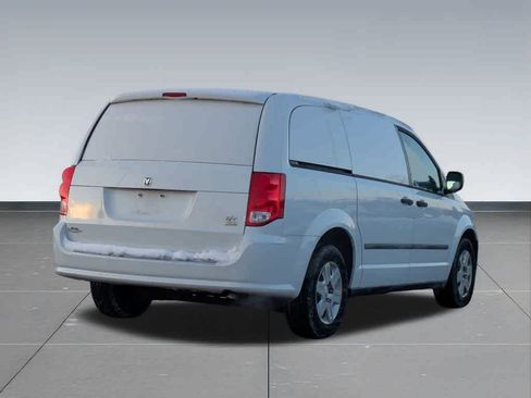 Used 2013 RAM C/V Tradesman FWD image 6