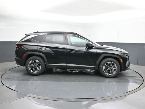 New 2026 Hyundai Tucson SEL w/ Tow & Go Package FWD image 6