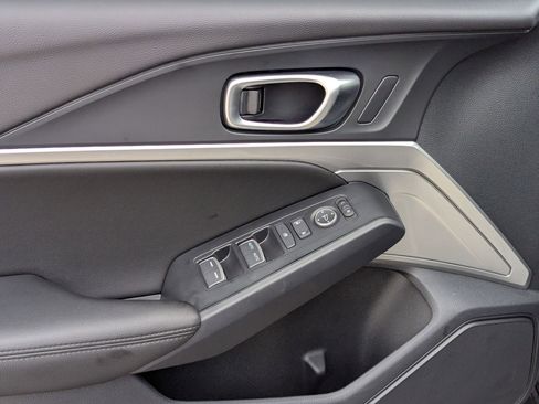 Certified 2024 Acura Integra image 11