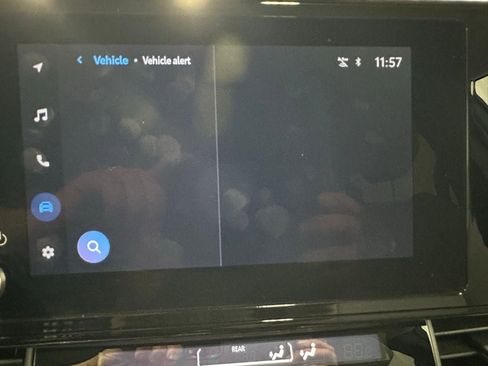 Used 2025 Toyota Sienna LE FWD image 35