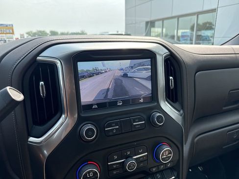 Used 2022 Chevrolet Silverado 1500 LTZ image 21