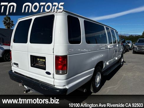 Used 2008 Ford E-350 and Econoline 350 XLT image 19