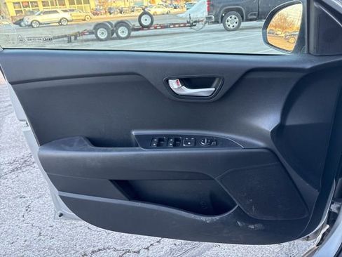 Used 2020 Kia Rio S image 21