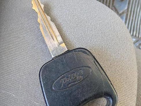 Used 2003 Ford F150 XL RWD image 43