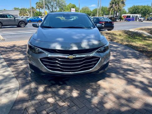 Used 2025 Chevrolet Malibu LT FWD image 7