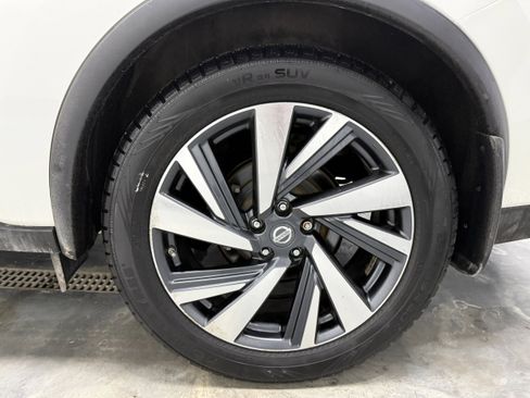 Used 2017 Nissan Murano Platinum image 28