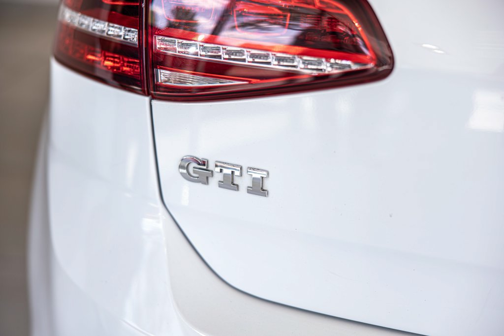Used 2017 Volkswagen GTI S FWD image 12