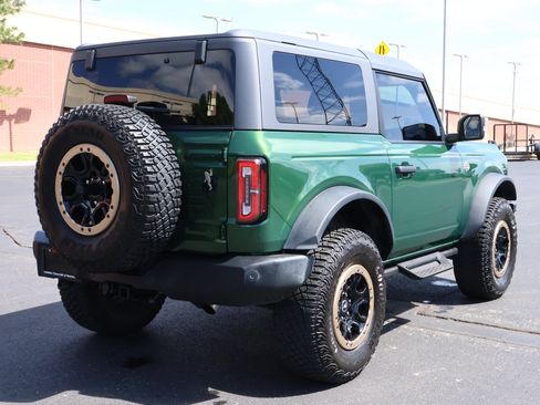 Used 2024 Ford Bronco Wildtrak AWD/4WD image 32