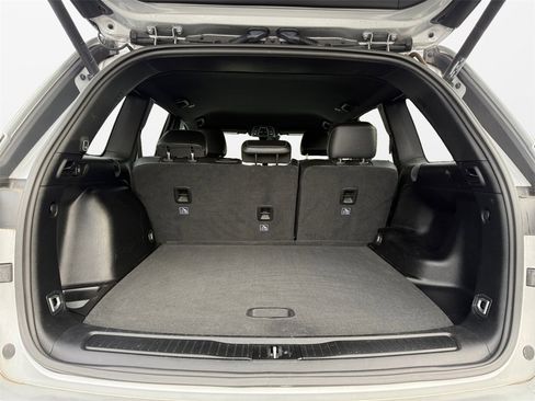 Used 2023 Jeep Grand Cherokee Altitude image 18